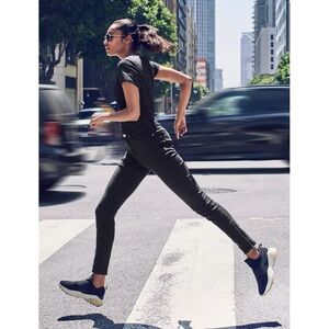 Athleta Sculptek Ultra Skinny Zip Jean Carbon Black‎ Denim Wash - Size 8